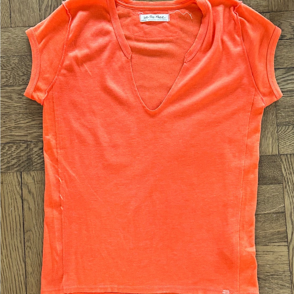 Free People Fun Bright Orange Short Sleeve Fitted V-neck Tee